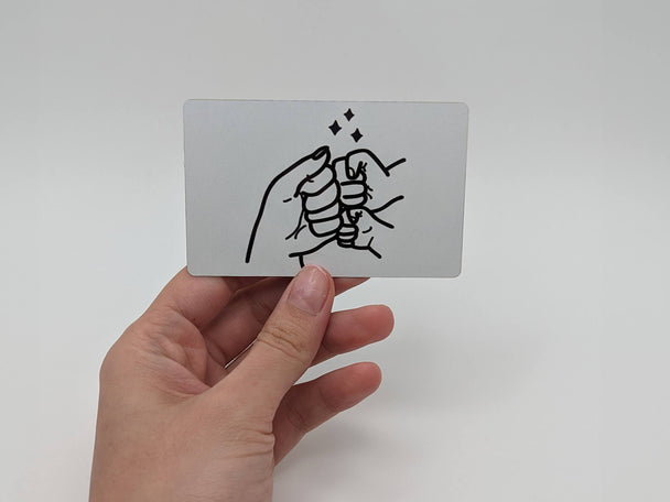 Foto-Karte aus Aluminium mit Babyfüß‑Motiven – gestaltbar mit Foto