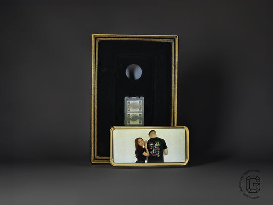 Geschenkidee: Goldenes Feuerzeug mit eigenem Foto personalisieren