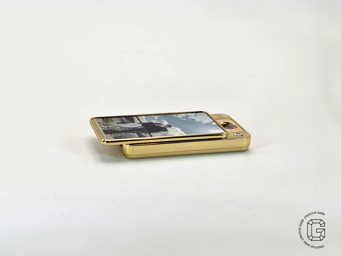 Wiederaufladbares USB Feuerzeug in Gold mit persönlichem Foto