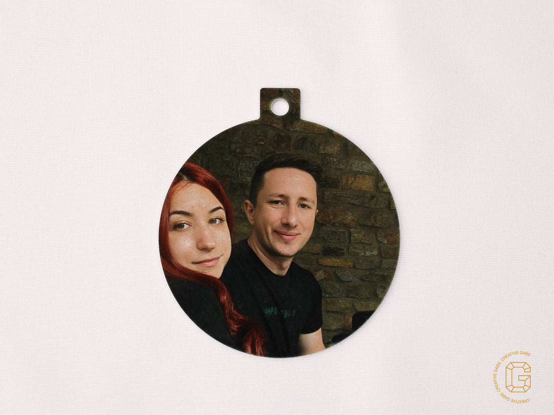 Beidseitig bedruckbare Weihnachtskugel aus Metall mit eigenem Foto – festliche Deko